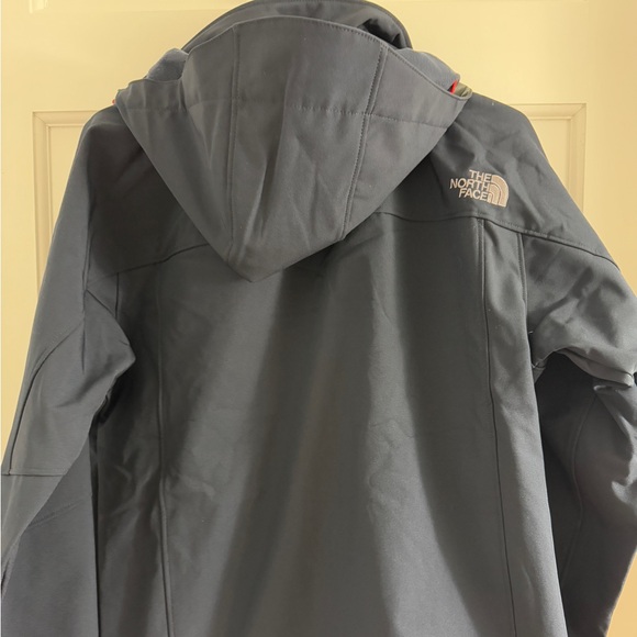 NWT North Face Men’s Hooded Jacket size Medium - Picture 4 of 5